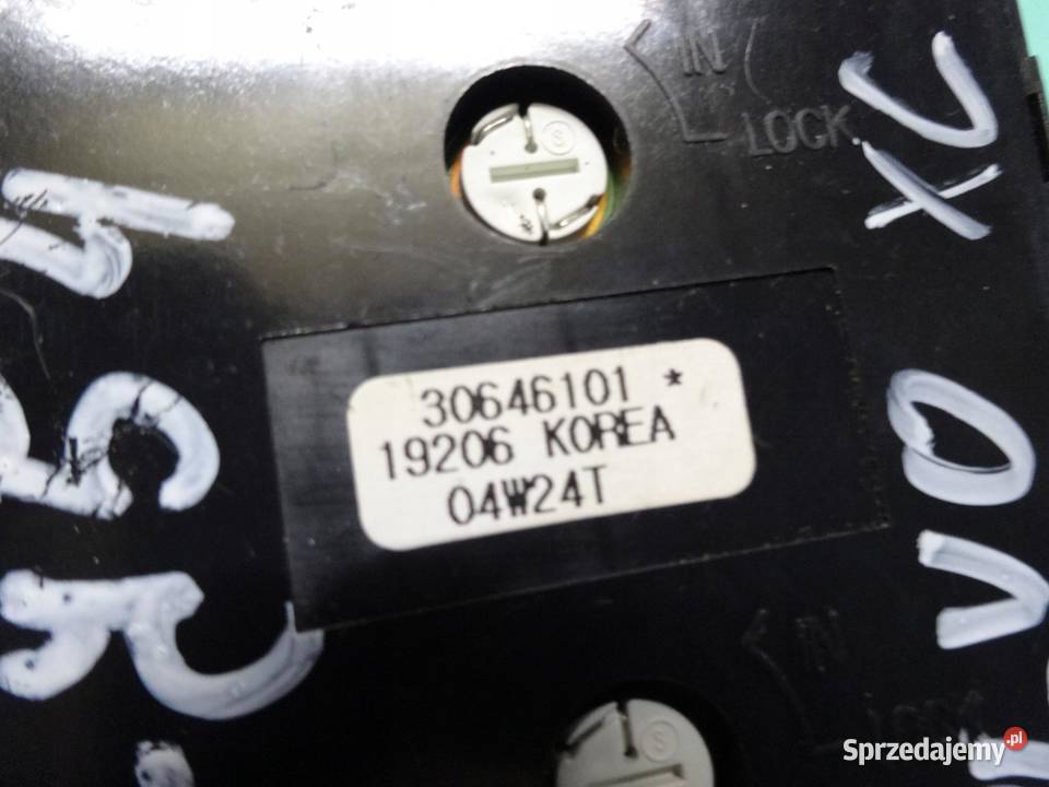 VOLVO XC90 04r panel radia 30646101 Wyposażenie wnętrza