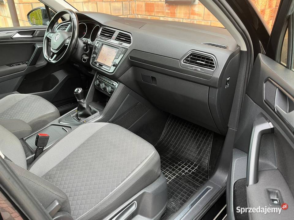 Volkswagen Tiguan II 20 TDI CR Stan Niski manualna Wysokie Mazowieckie