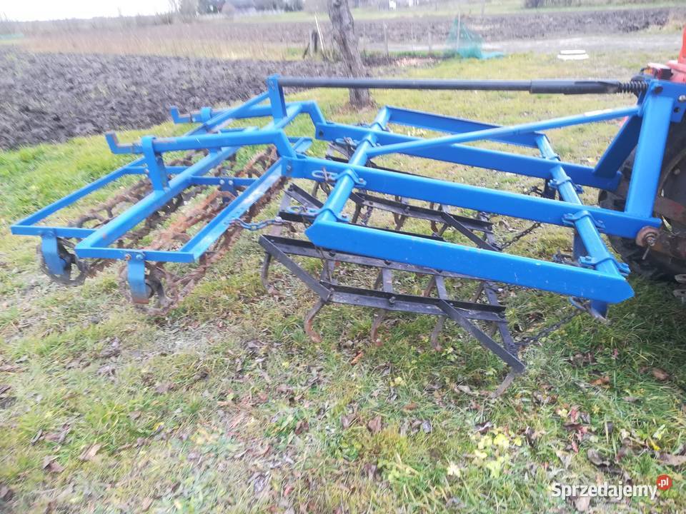 Agregat uprawowy 18 na ciężkiej bronie Izbiska