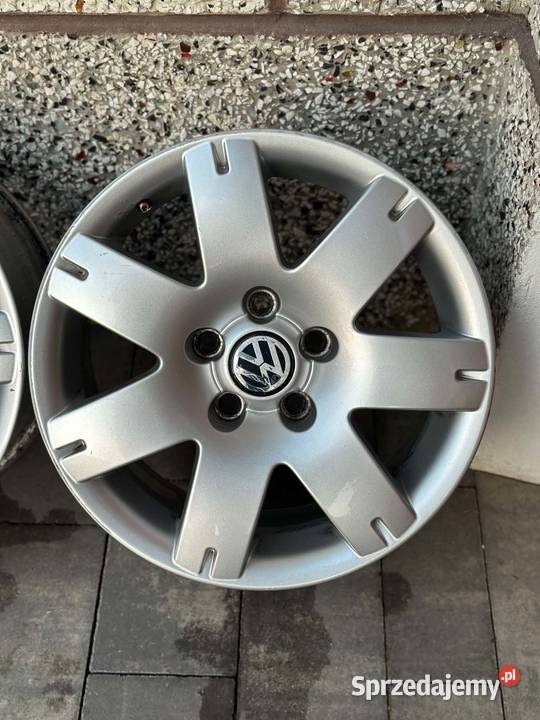 Felgi aluminiowe 5x112 16 7J ET 37 Harta