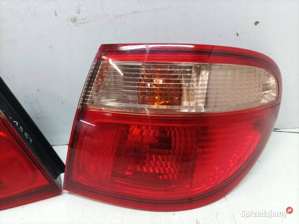 LAMPA TYŁ KOMPLET LIFT FL N16 SEDAN Nissan świętokrzyskie