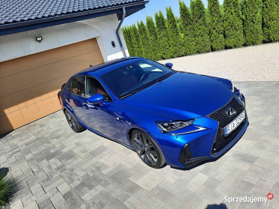 200T Lift F Sport Salon bluetooth Jarosław