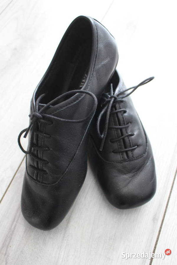 czarne buty sznurowane zara Warszawa