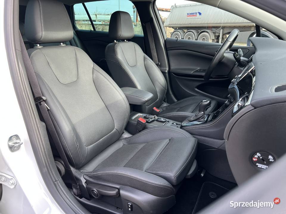 Opel Astra 14 BENZYNA Klimatronik Navi Ledy reflektory ksenonowe