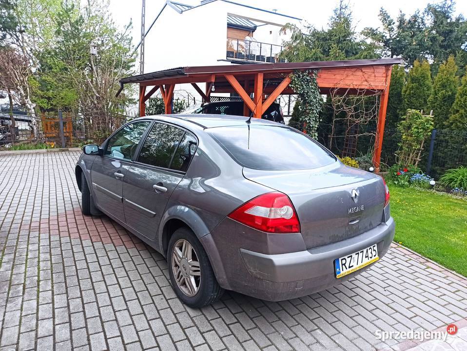 RENAULT MEGANE II 16 16V 115 Sedan / Limuzyna