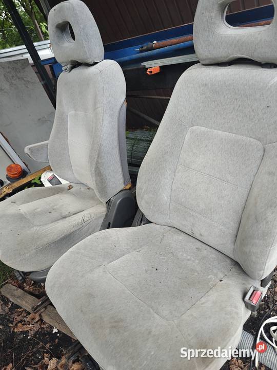 Mitsubishi Pajero 2 siedzenia fotele terenowe Bochnia