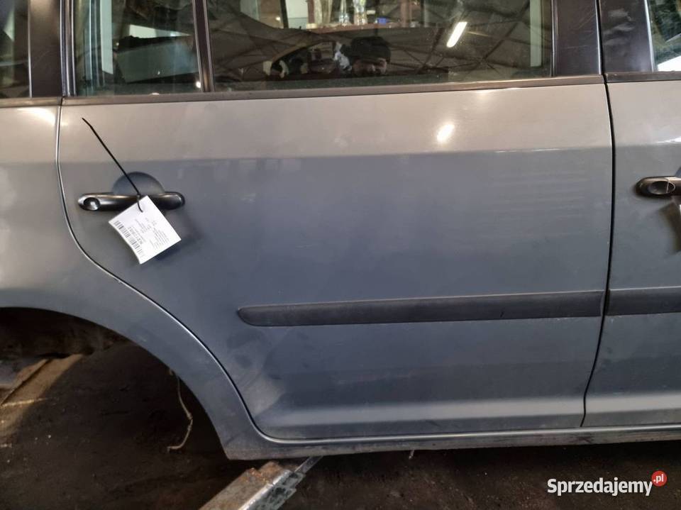 DRZWI PRAWE TYŁ VOLKSWAGEN TOURAN LA7X kujawsko-pomorskie