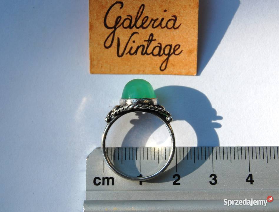 Stary pierścionek srebrny zielony chryzopraz