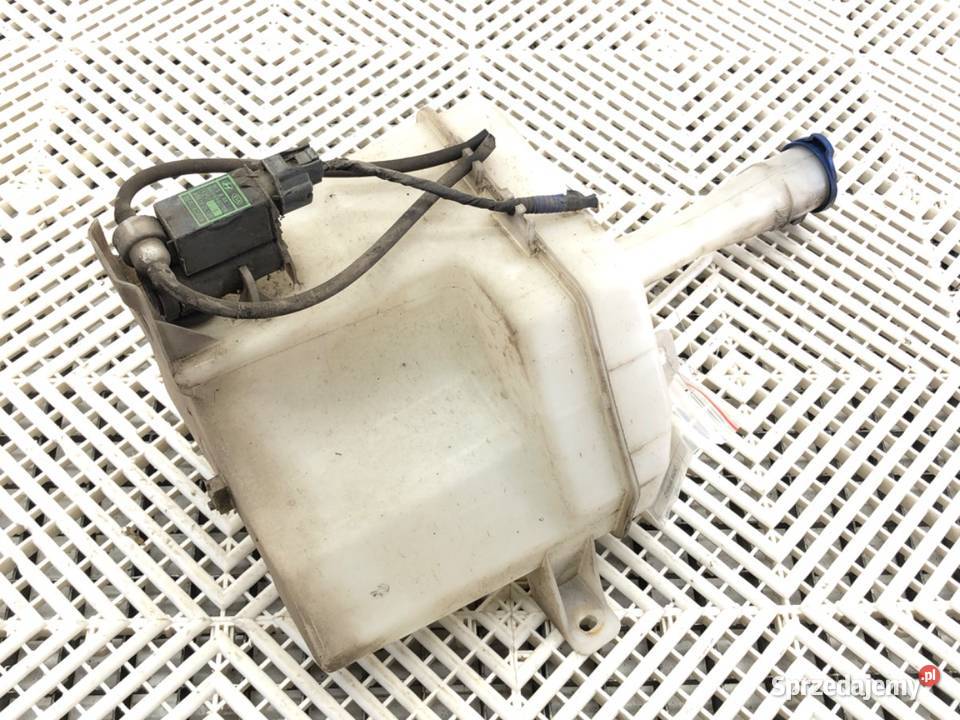 ZBIORNIK SPRYSKIWACZY HYUNDAI i30 Kombi 0712 16 sprzedam
