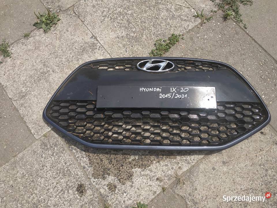 Hyundai ix20 ix20 grill ramka znaczek 863511k500 Byków