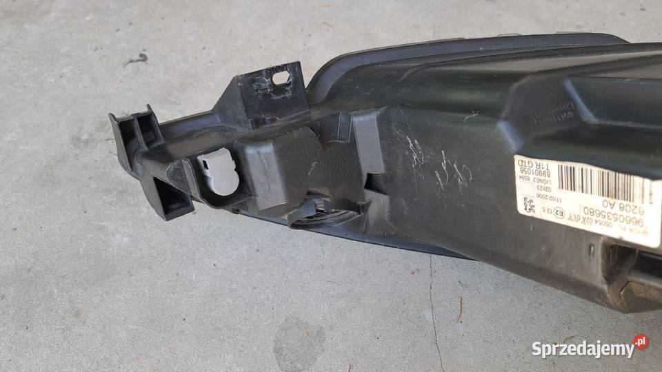 Peugeot 206 antrapa lampa przód L Oświetlenie Leszno