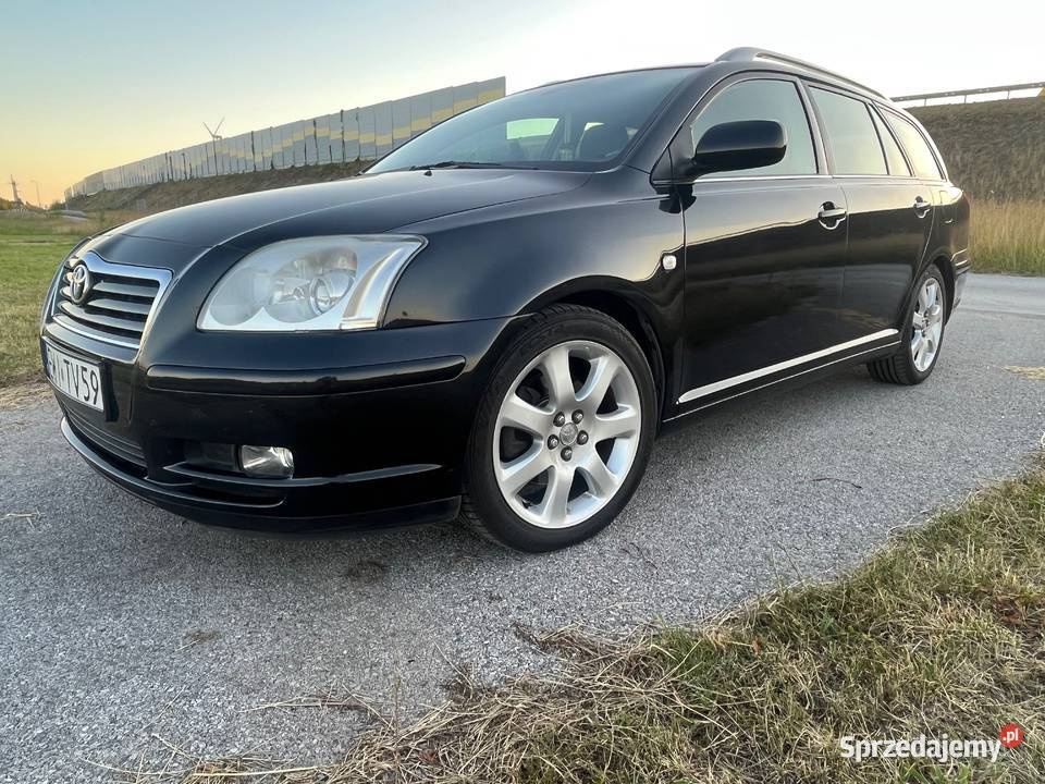 Toyota Avensis T25 20 VVTI z gazem Złoczew sprzedam