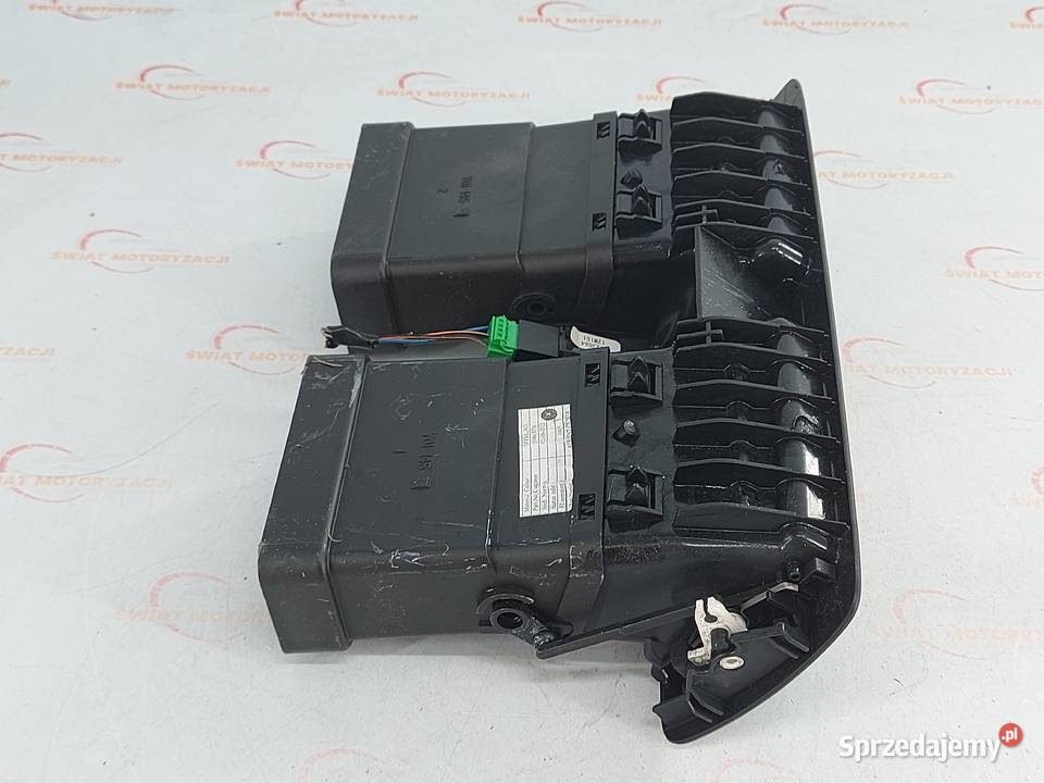 VOLVO C30 12r kratka nawiewu 39863758