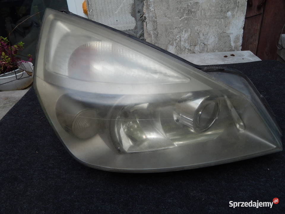 REFLEKTOR LAMPA PRAWY PRZÓD PRZEDNIA RENAULT Warszawa