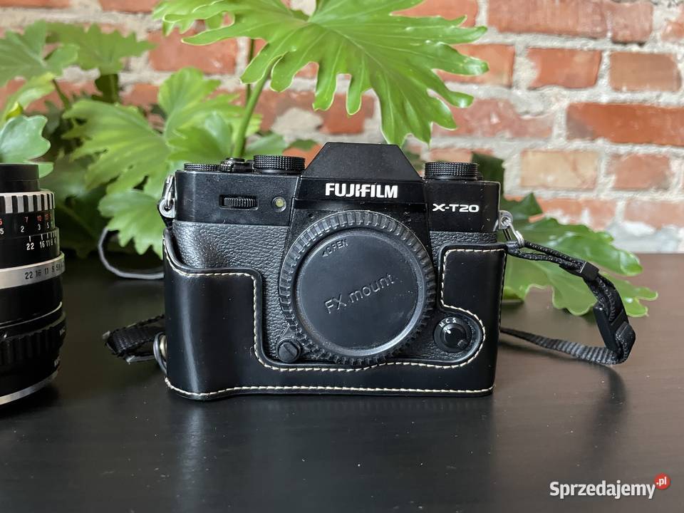 Aparat Fuji Fujilim XT20 Fujinon XF 18135 mm pomorskie