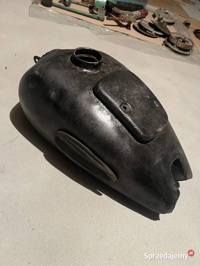 Bak zbiornik m 62 ural k 750 m 72 Głogów Małopolski