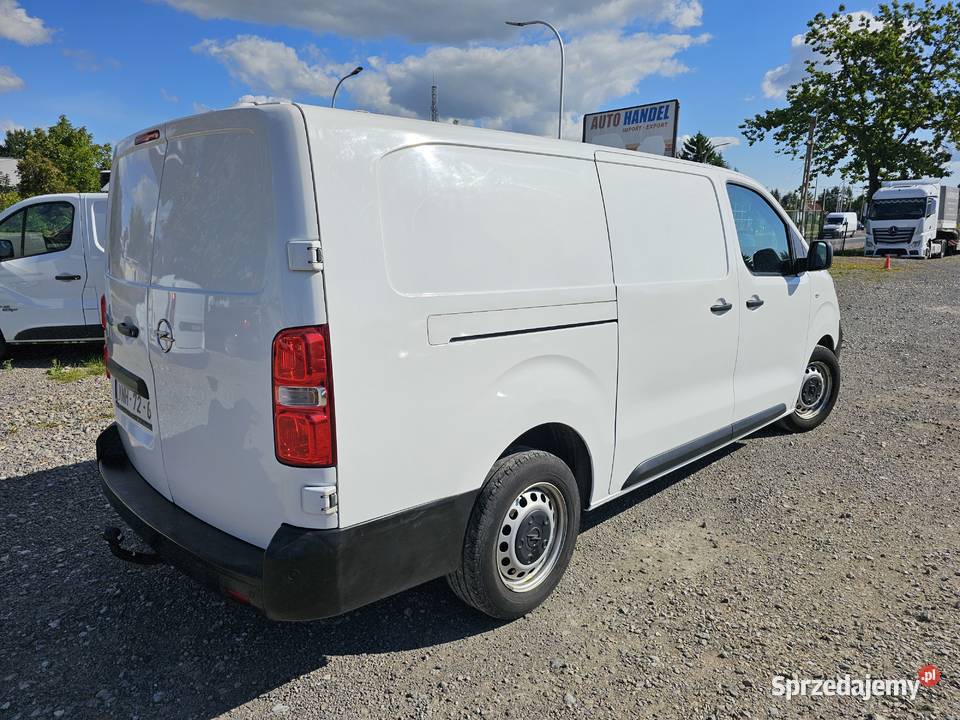 VIVARO LONG L3H1 FURGON KLIMA NAVI EURO6 Tarnobrzeg