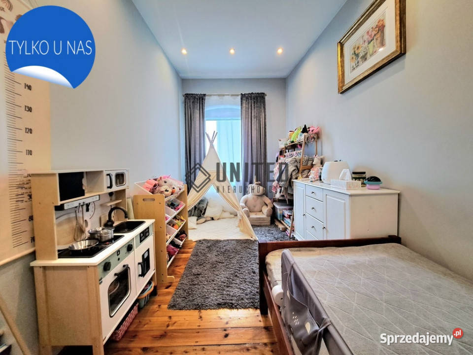 Centrum InwestycjaOdrestaurowana kamienica Sprzedaż Wrocław