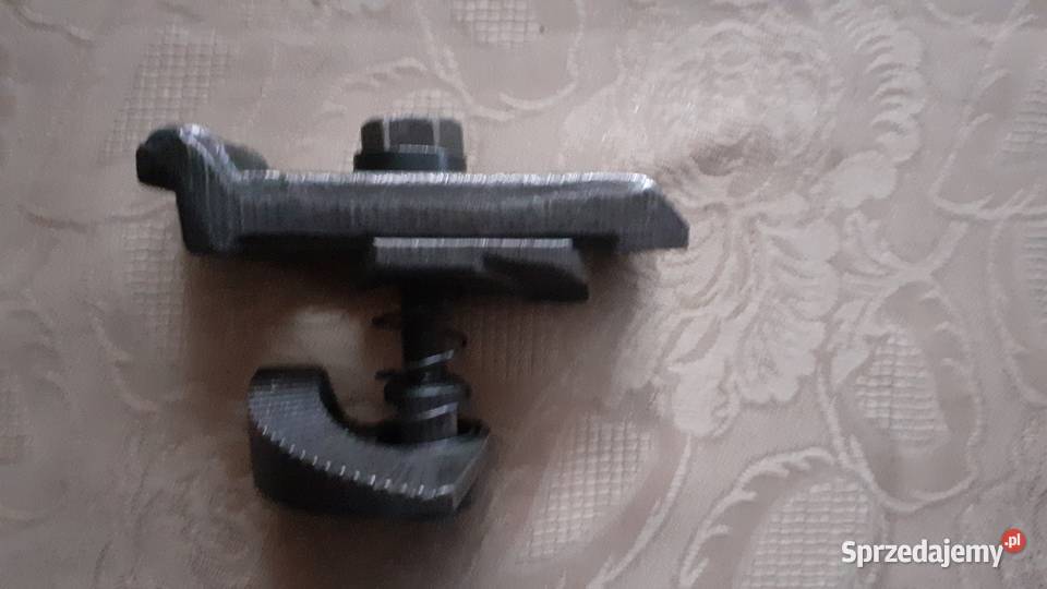 2 łapy regulowane frezarskie 01545 sprzedam