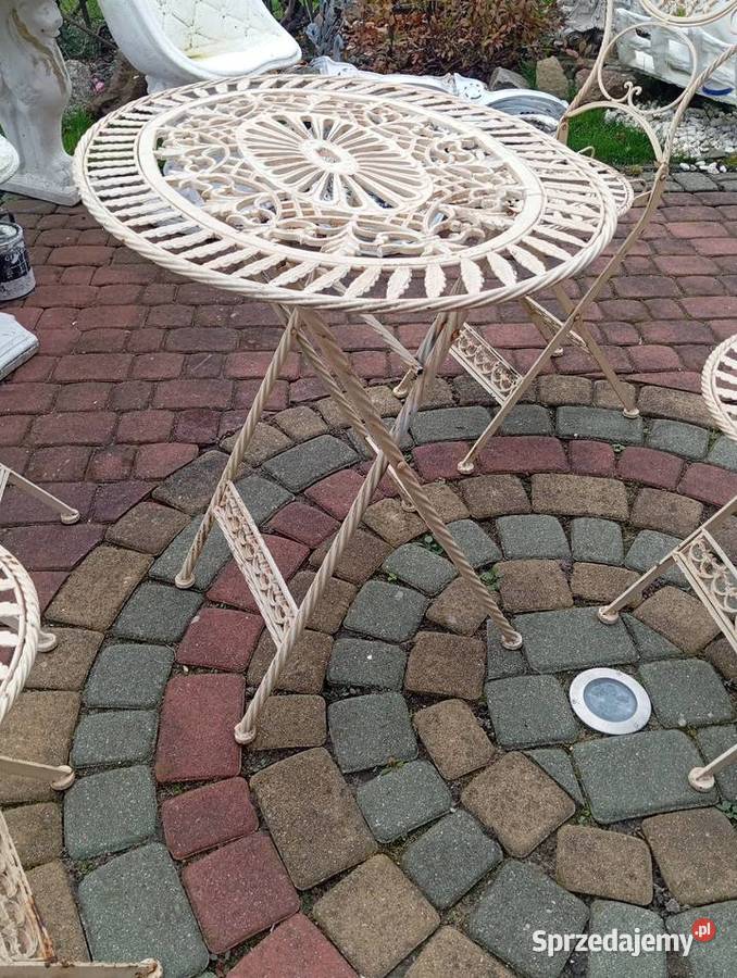 Komplet metalowych mebli ogrodowych Podławki sprzedam