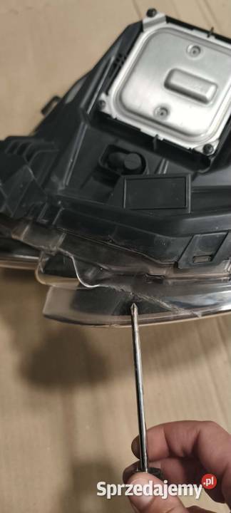 lampa renault arkana przód prawa