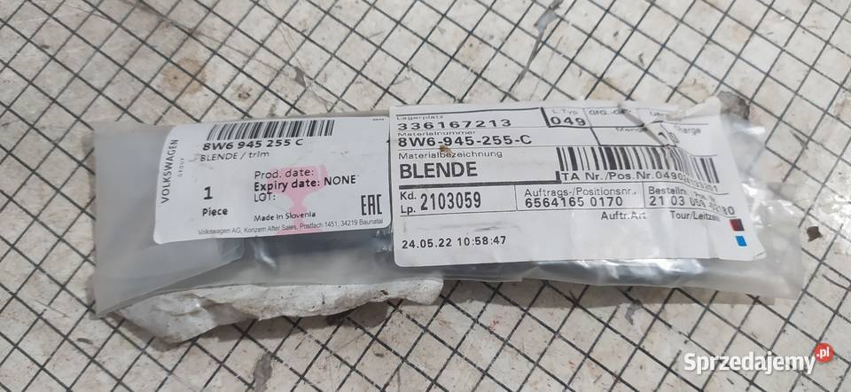 Zaślepka plastik lampy lewy tył klapa AUDI A5 osobowe