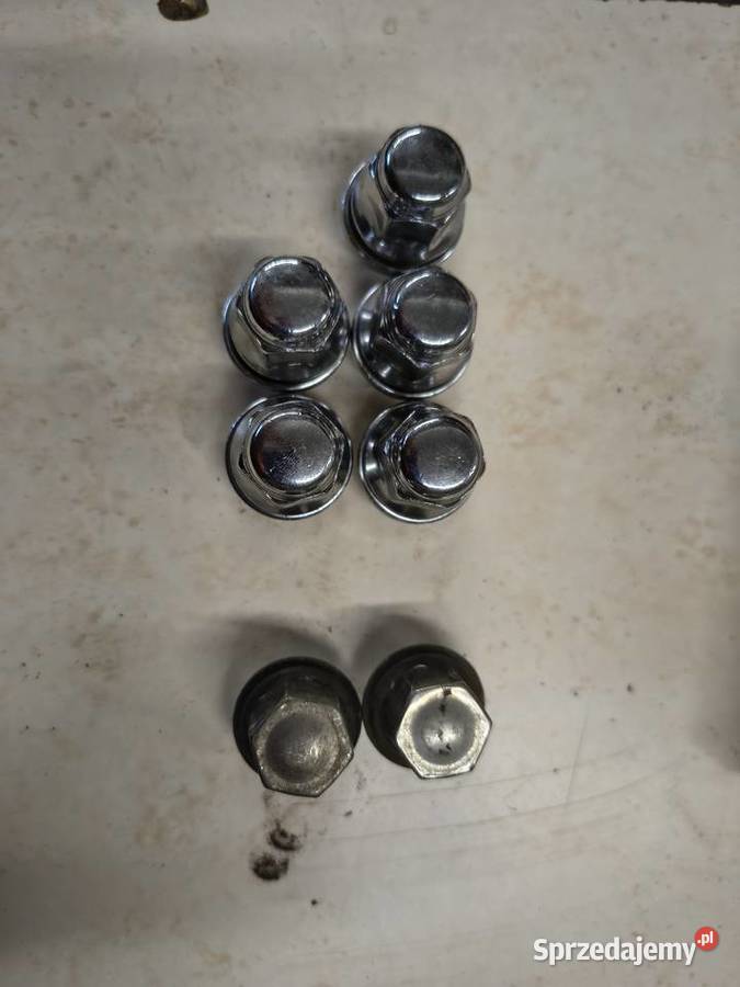 Nakrętkaśruba chrom pełna ALU 12 x 15 klucz 21 Oblęgór