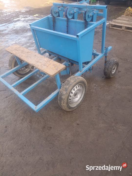 Sadzarka do czosnkubobu dymki Siewniki i sadzarki Słomniki