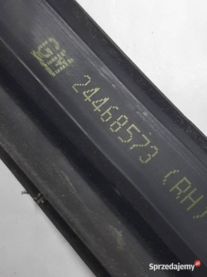 Opel Astra H Kombi prawa uszczelka drzwi na Ksawerów