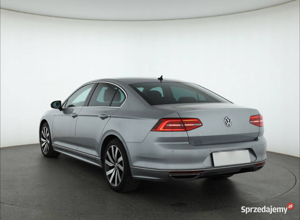 VW Passat 18 TSI 4/5 Piaseczno