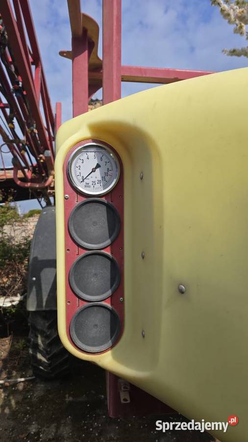 Hardi Commander 2200 24m Opryskiwacz Ciągany Przewłoki sprzedam