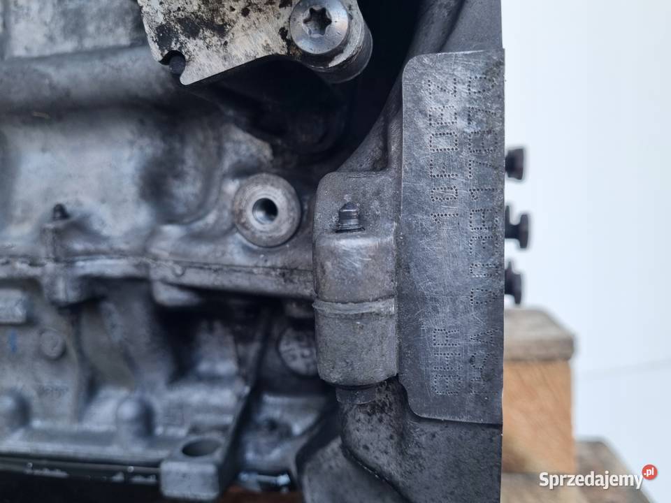 SILNIK KOMPLET Citroen C3 II 14 BLUE HDI 137 8HR osobowe Janów