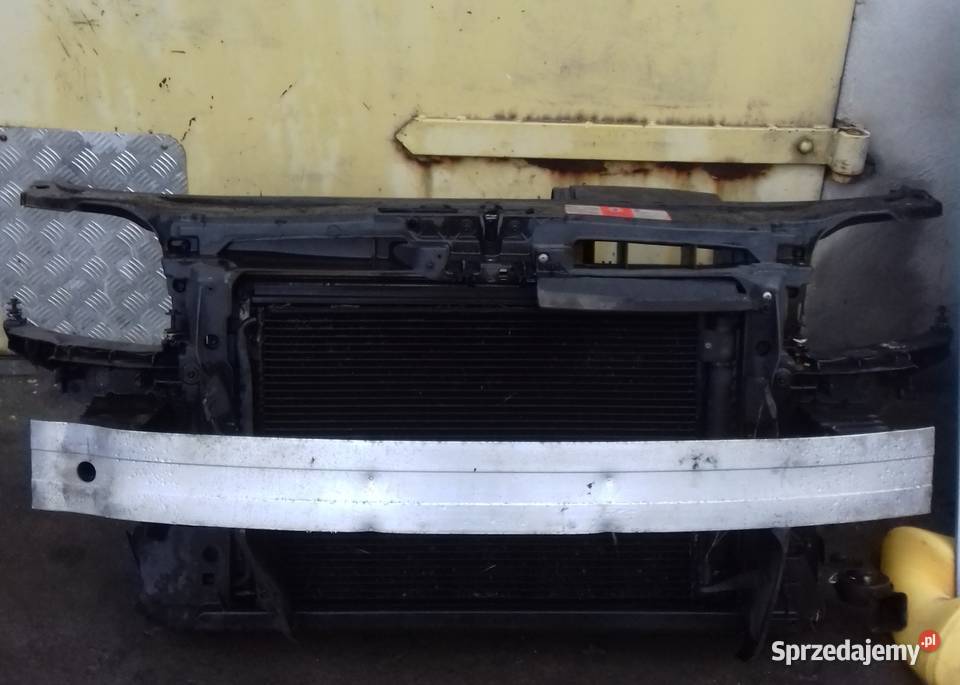 Pas przedni Audi A38P 20 TDI