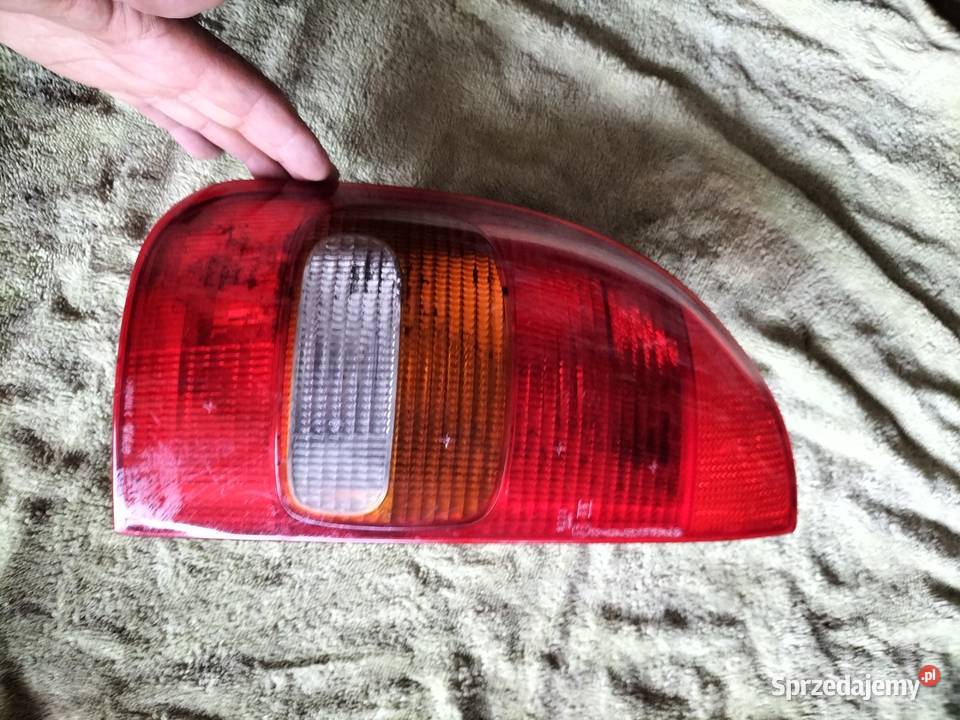 CORSA B LAMPA TYLNA TYŁ LEWA Kamień-Kolonia