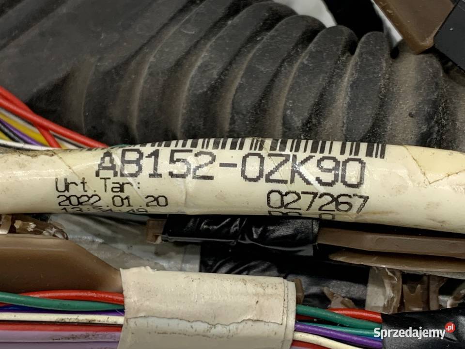 WIĄZKA DRZWI PRZÓD LEWY TOYOTA COROLLA E21 18 98 podkarpackie