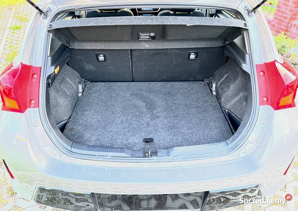 Toyota Auris 14 D4d niski przebieg szklany dach podkarpackie Rzeszów