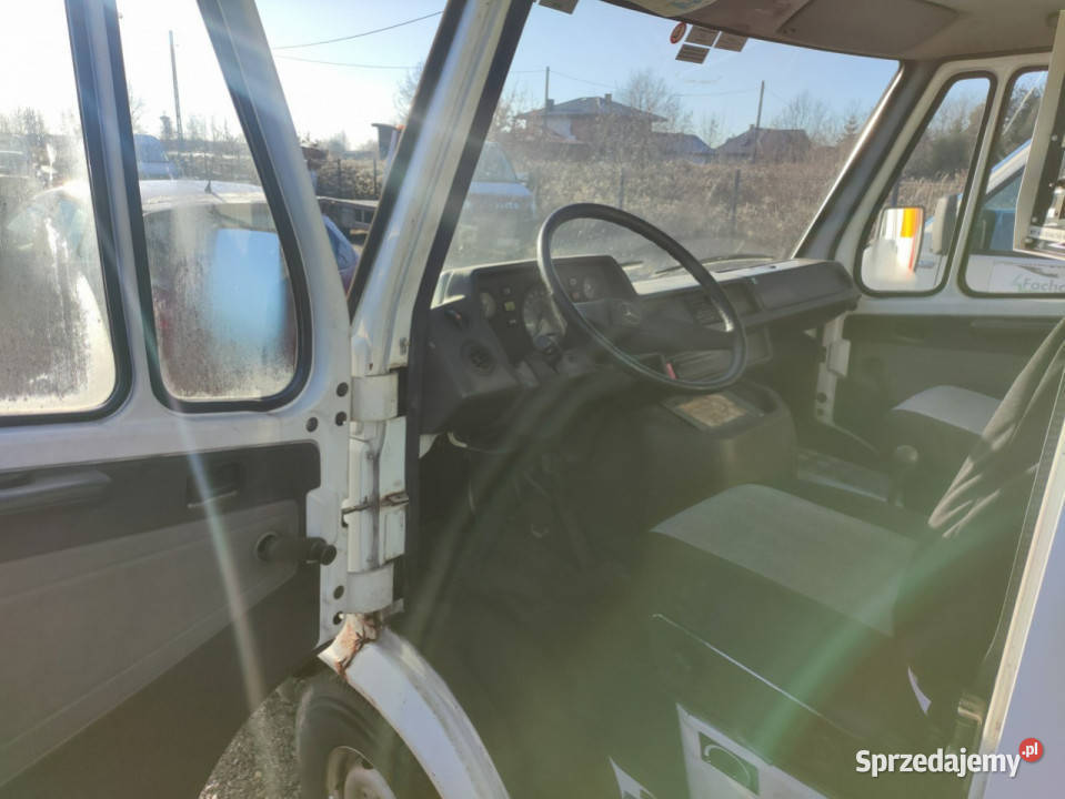 tankowozy Mercedes 308D Lipówki