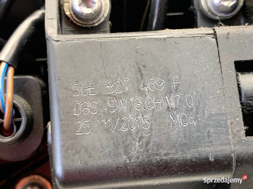 KLAMKA KLAPY TYŁ VW GOLF VII 5GE827469F osobowe