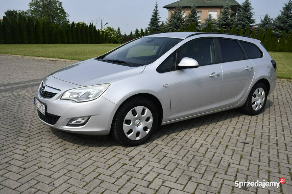 Opel Astra 17CDTI Klimatronic 2 Kutno
