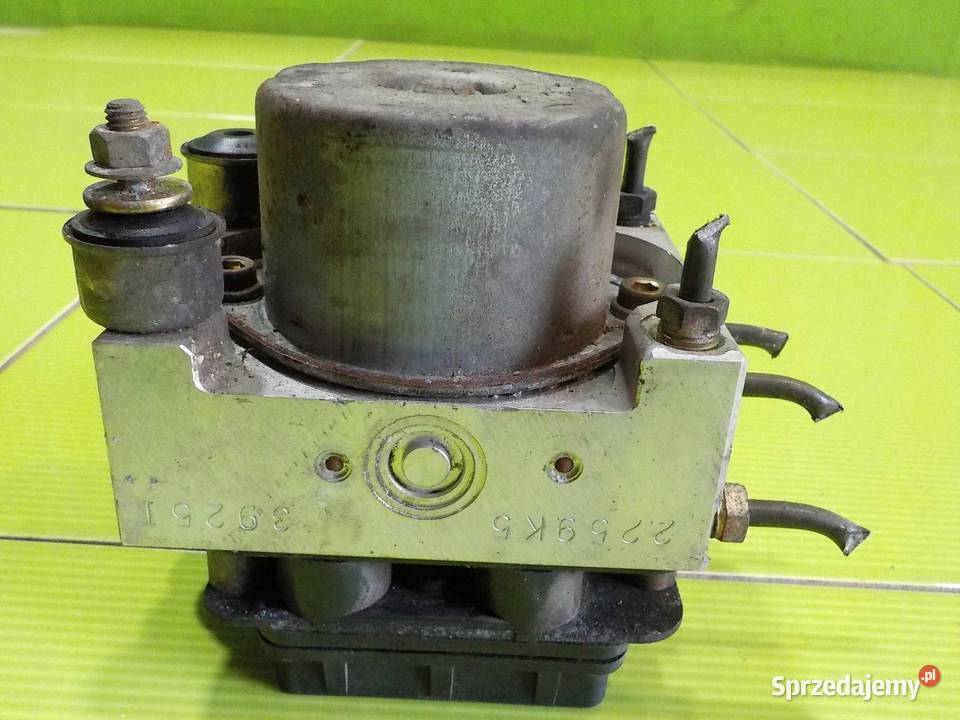 MITSUBISHI OUTLANDER I 24 MIVEC 05r pompa ABS Suków sprzedam