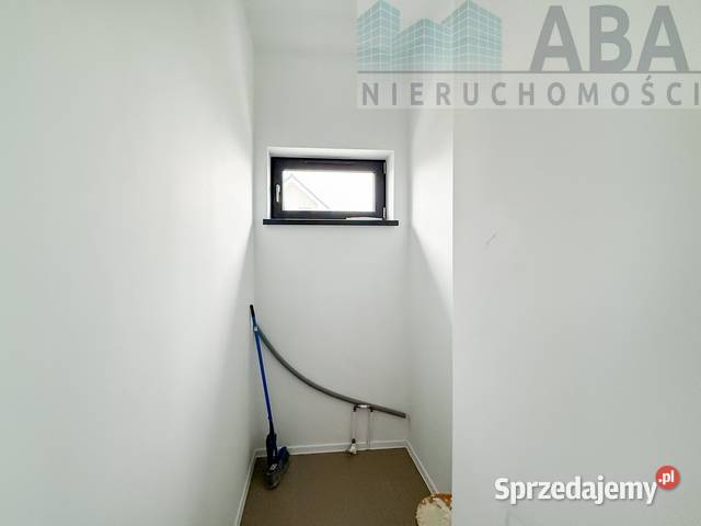 Budynek komercyjny w centrum Kleczewa