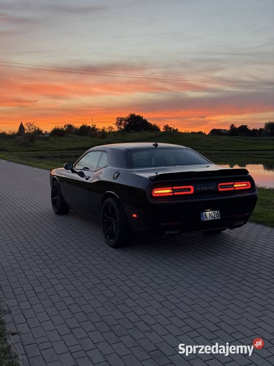 Dodge Challenger