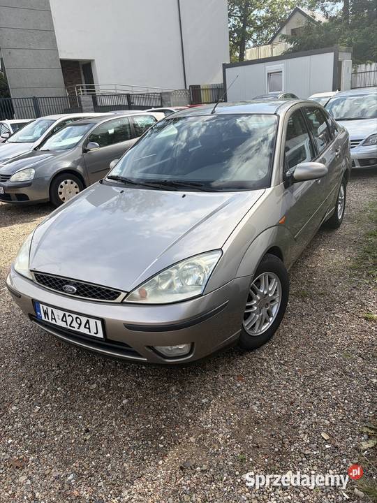 Ford Focus 16 benzyna GHIA Warszawa