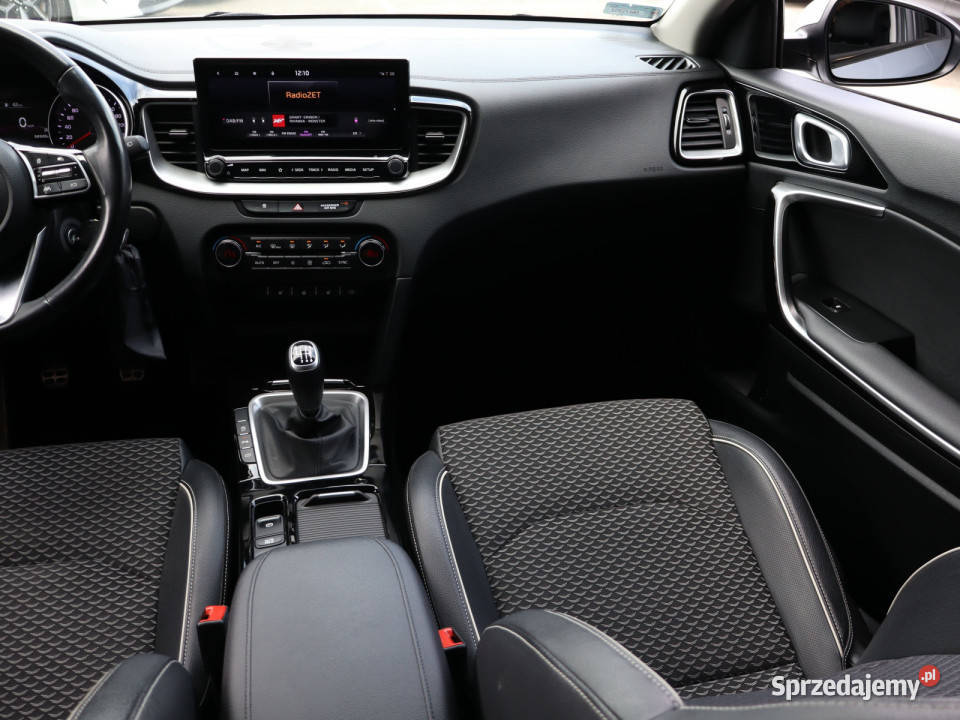 Kia Ceed 15 TGDI przyciemniane szyby mazowieckie Piaseczno sprzedam