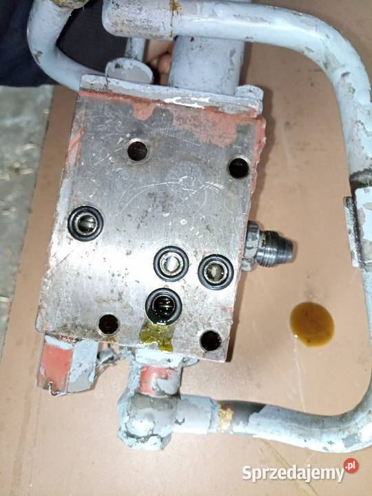 Ursus C330 c360 rozdzielacz Stalowa Wola