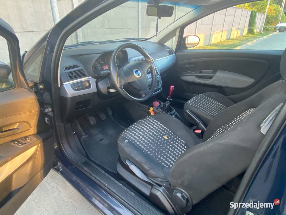 Fiat Grande Punto ZAMIANA Bujny