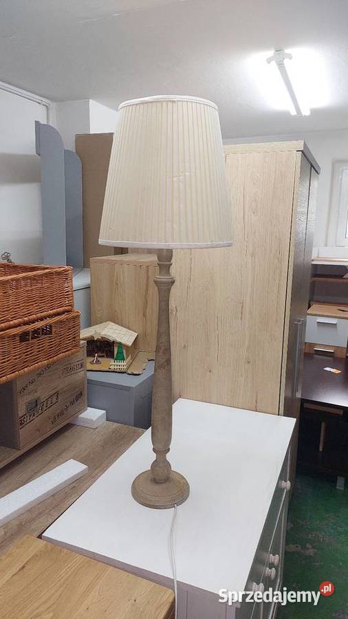 Lampa stojąca z abażurem wielkopolskie