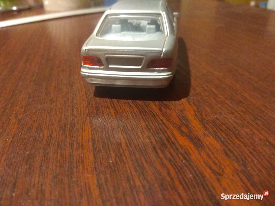 mercedes w 210 okular 1262 Pozostałe Stalowa Wola