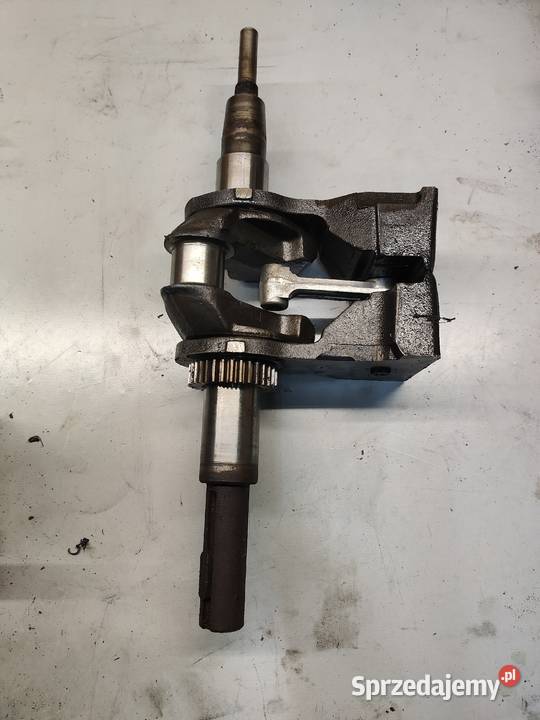 Wał korbowy blok cewka BriggsStratton 11 hp Części i akcesoria motocyklowe pomorskie Wiele