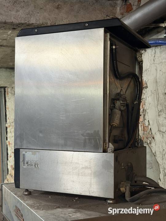 Zmywarka do pokali i kufli wolnostojące